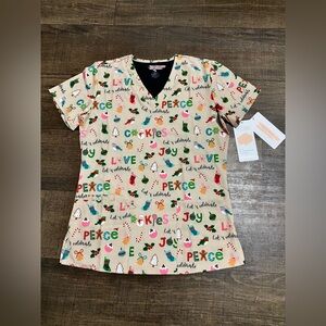 Christmas/Holiday Print Women's Scrub Top Size Medium/Small (See Details)